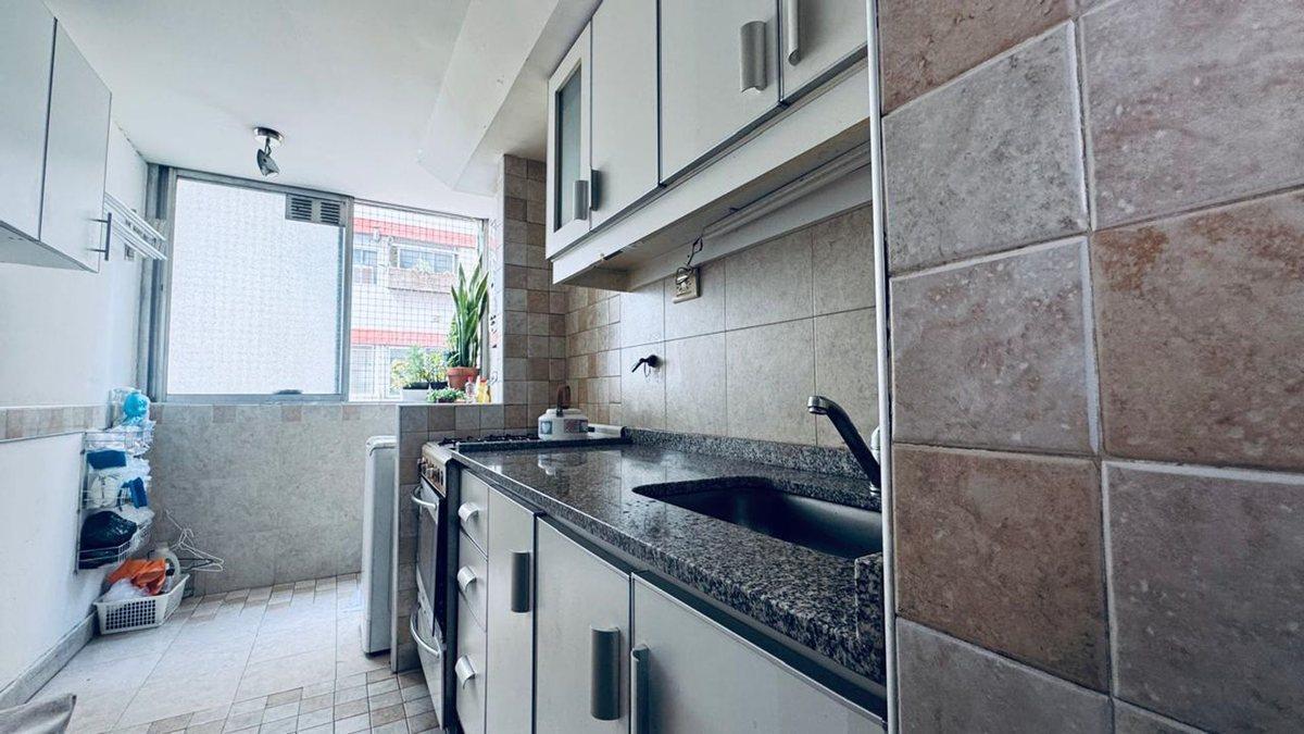 Foto de VENTA DEPARTAMENTO 4 AMBIENTES COCHERA CABALLITO, imagen 3