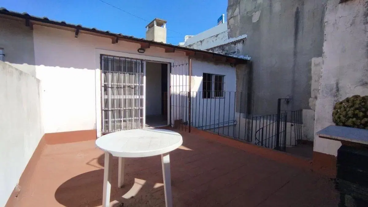 VENTA PH AVELLANEDA 3 AMB QUINCHO PATIO S/EXPENSAS 8