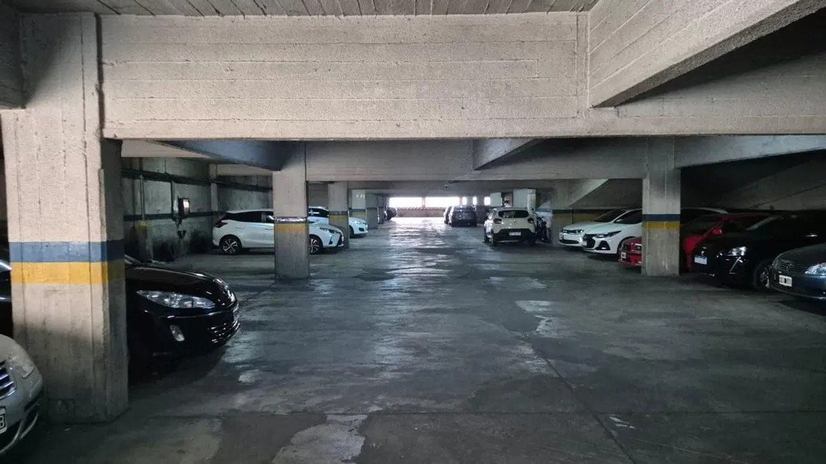 VENTA COCHERA CUBIERTA FIJA VILLA CRESPO 3