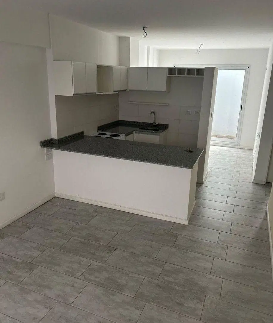 VENTA DEPTO 1 AMB DIV A ESTR C/PATIO SAN CRISTOBAL 8