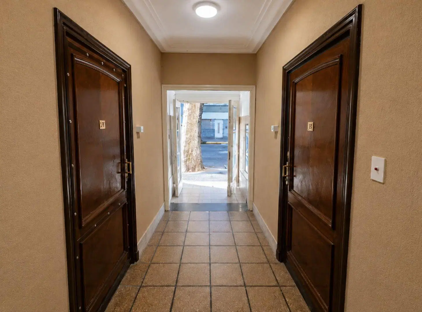 VENTA PH 2 AMBIENTES A ESTRENAR CON PATIO, BOEDO 7