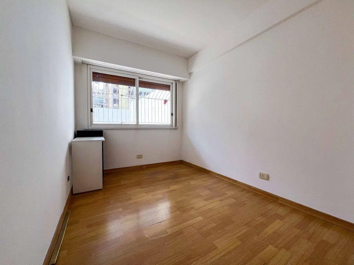 VENTA DEPTO 4 AMBIENTES CON COCHERA CABALLITO 8