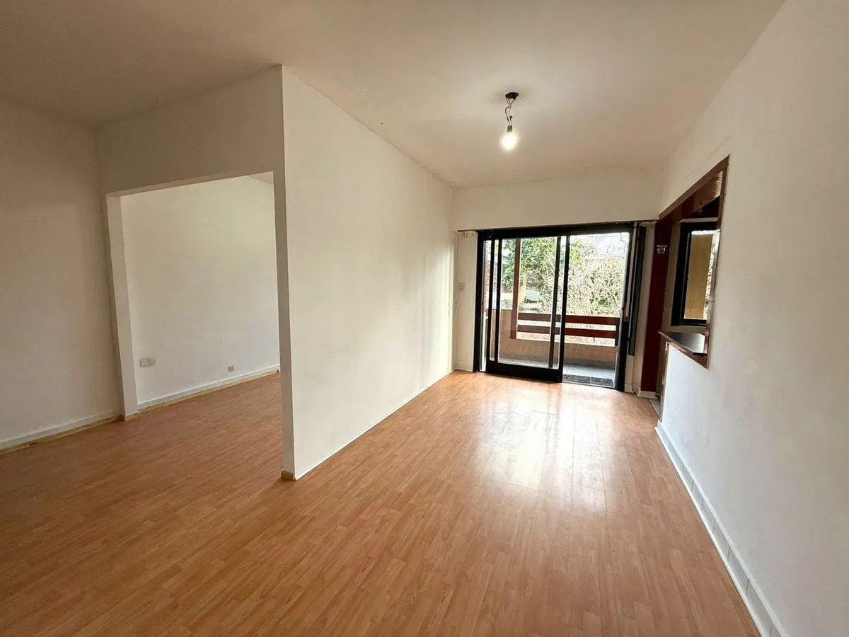 VENTA PH 3 AMB. FLORES BALCÓN TERRAZA REFACCIONADO 5