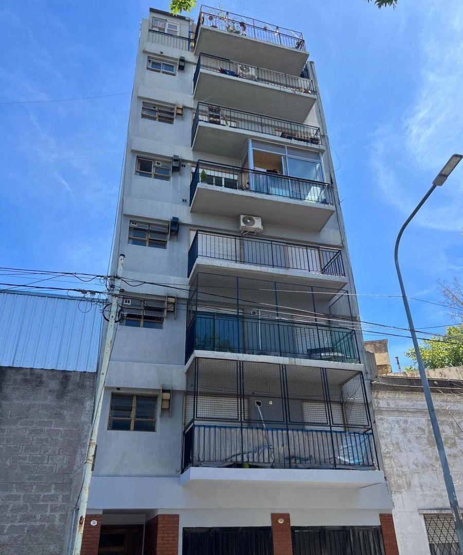Foto de Dpto 3 ambientes Luminoso Con balcón -APTO CRÉDITO, imagen 2