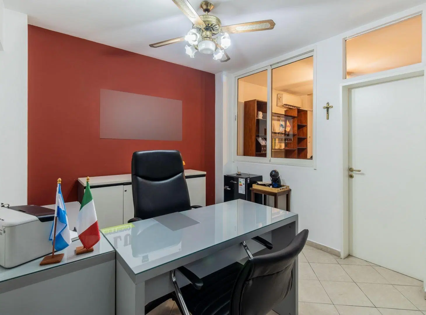 VENTA DE OFICINA EN ZONA CENTRICA 2