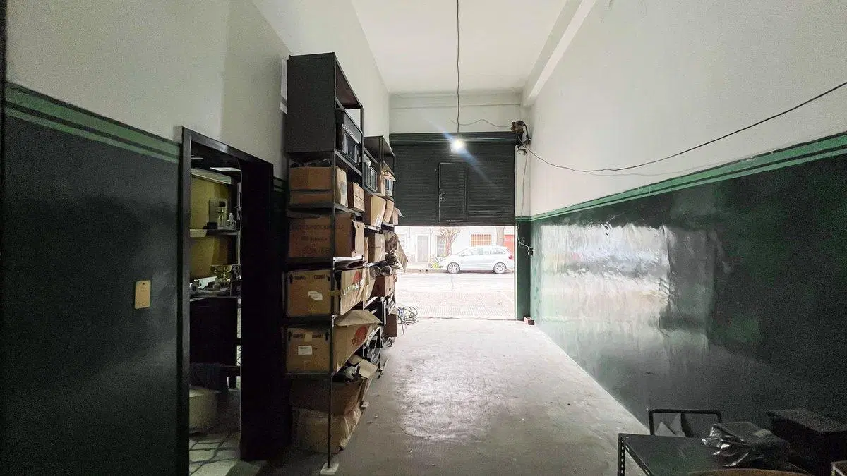 DEPÓSITO EN PARQUE CHACABUCO 320 m² EN DOS PLANTAS 2