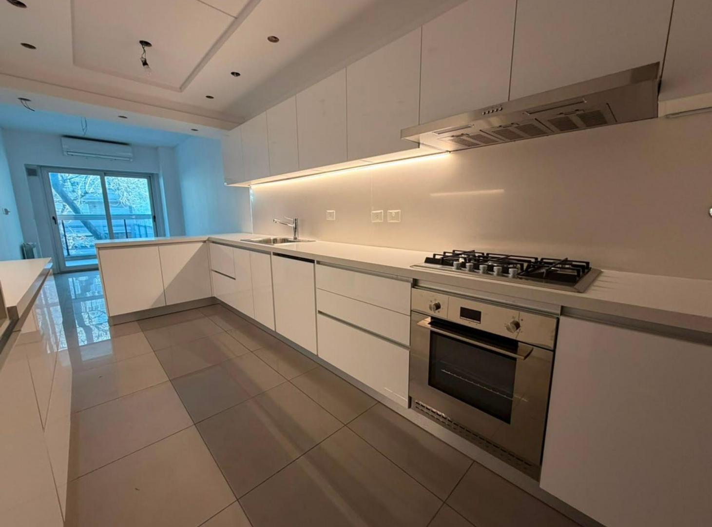 Foto de VENTA 4 AMB C/2 BALCON Y PARRILLA 1 COCH CABALLITO, imagen 4