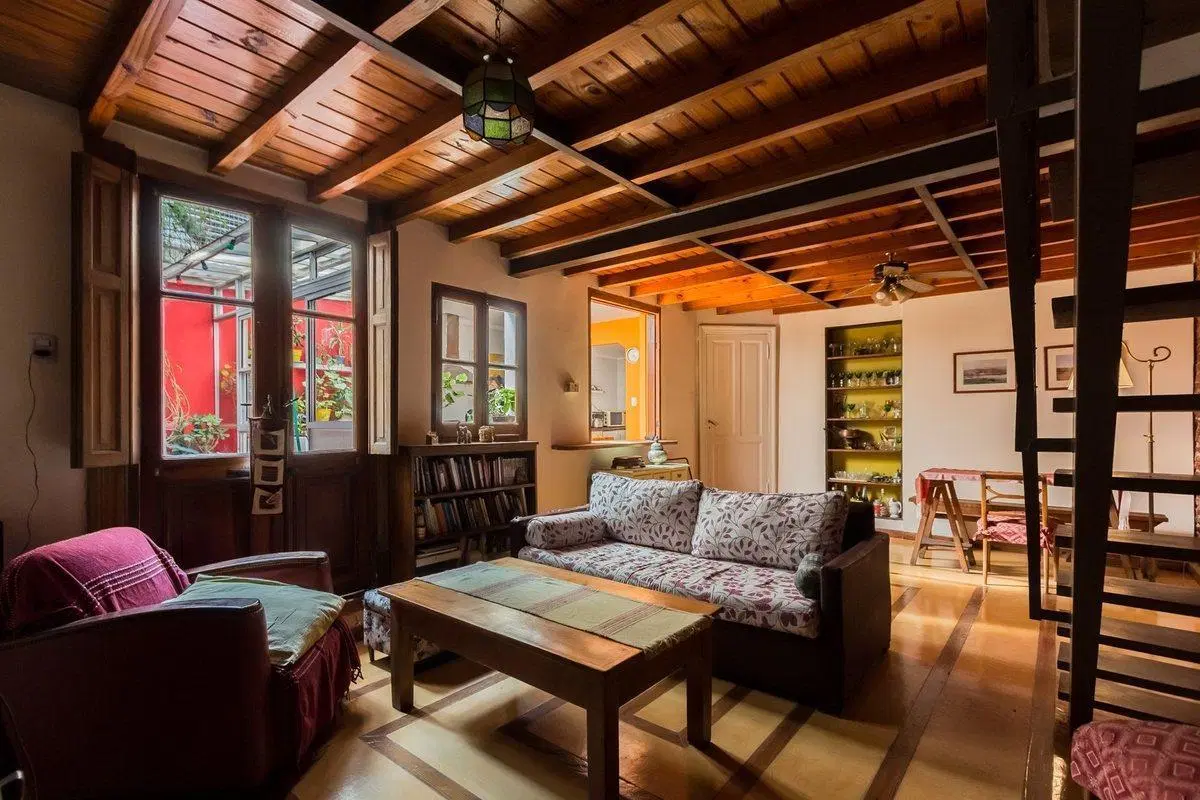 VENTA PH 7 AMBIENTES BALVANERA CON PATIO/PARRILLA 8