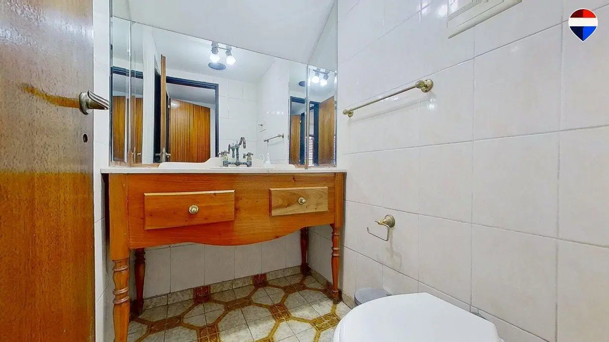 RAMOS MEJIA VENTA CASA 6 AMB PILETA EXC ESTADO 2