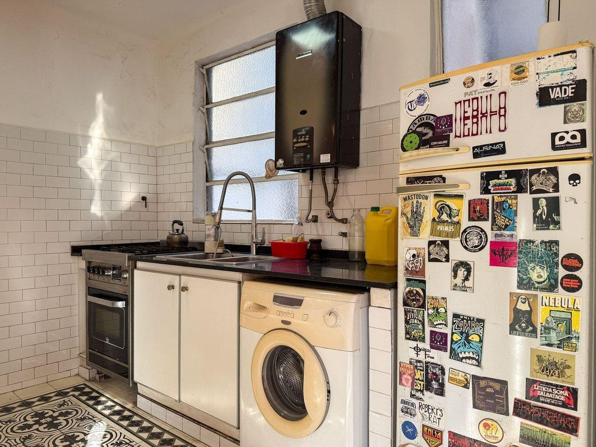 Foto de VENTA DEPARTAMENTO DE 4 AMBIENTES EN MONTSERRAT, imagen 3
