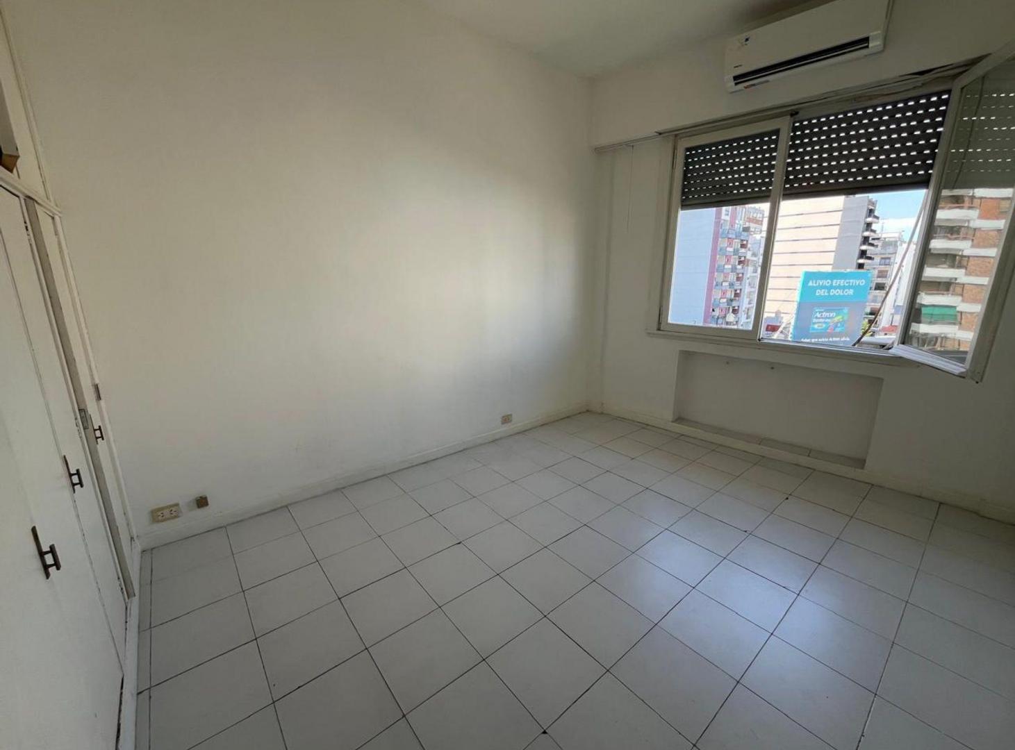Foto de VENTA 2 AMBIENTES AL FRENTE - BELGRANO, imagen 2