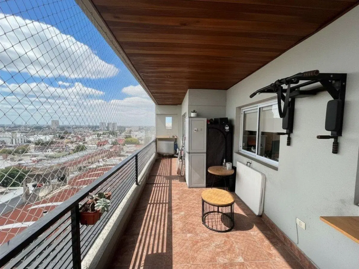 VENTA DEPTO 3 AMB GRAN BALCON Y COCHERA MATADEROS 1