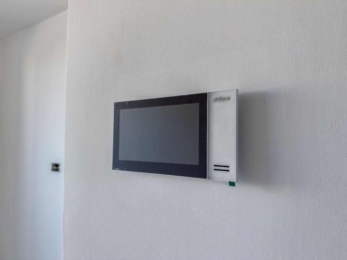 Foto de VENTA DEPTO 2 AMB CON BALCON A ESTRENAR SAAVEDRA, imagen 3