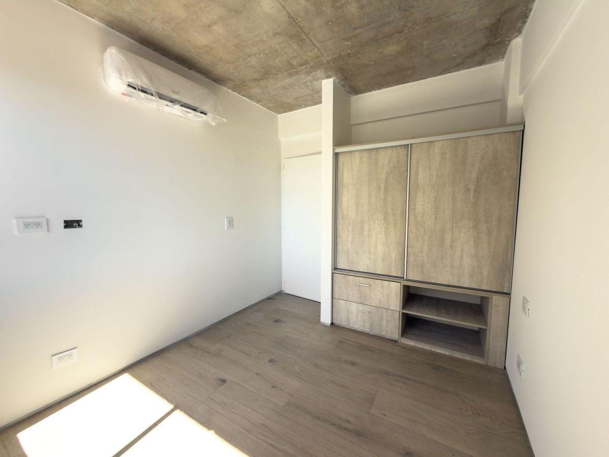 Foto de VENTA DEPTO 2 AMB CON BALCON A ESTRENAR SAAVEDRA, imagen 4