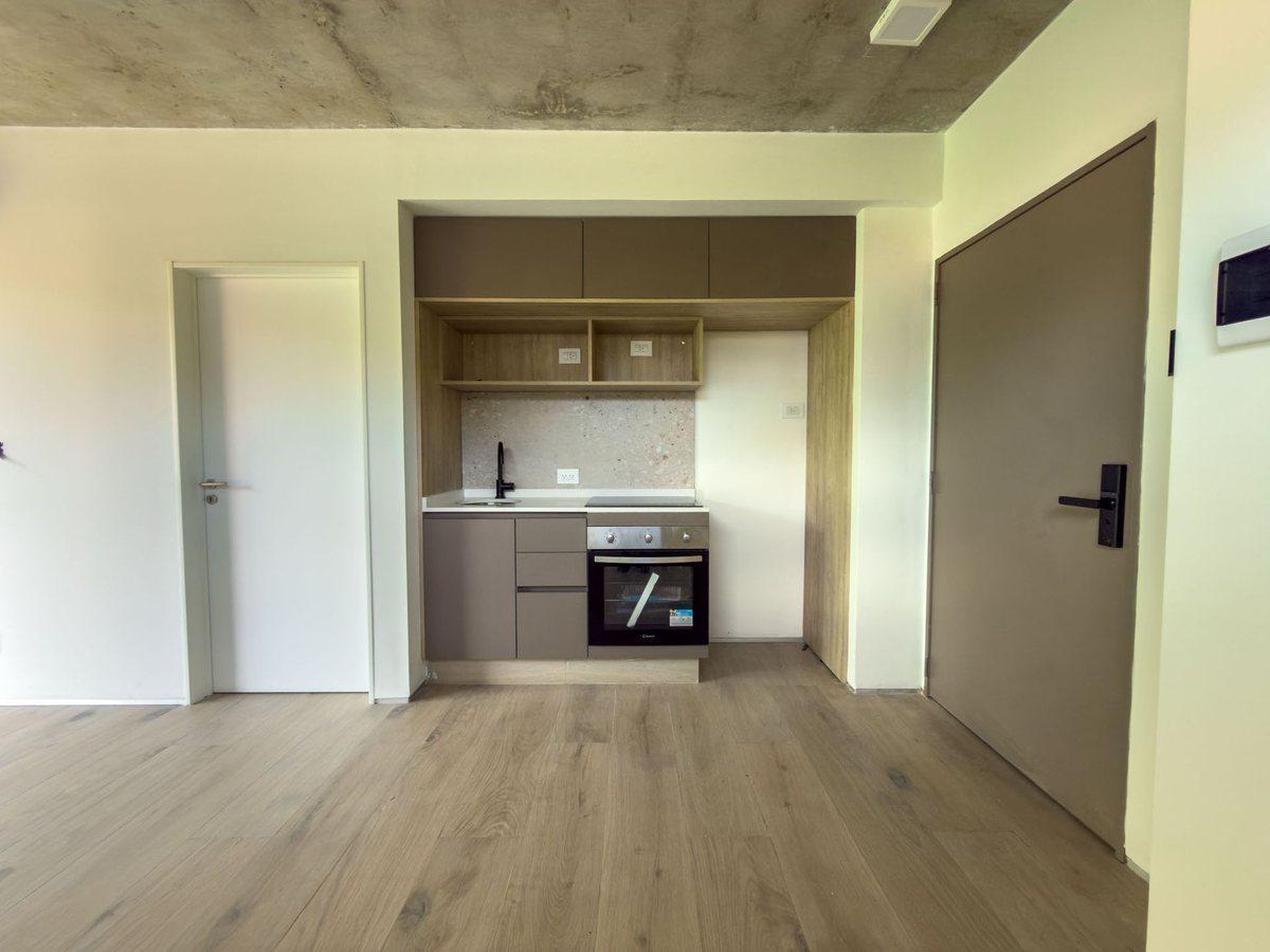 Foto de VENTA DEPTO 2 AMB CON BALCON A ESTRENAR SAAVEDRA, imagen 5