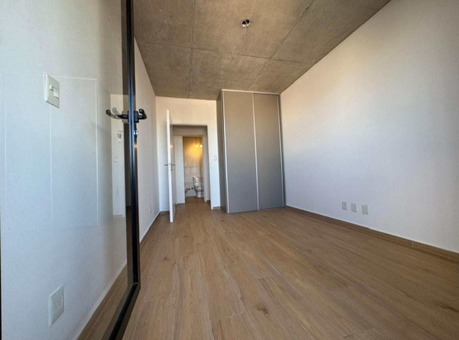 Foto de Dep 2 ambientes en venta 7P c/balcón Colegiales, imagen 4