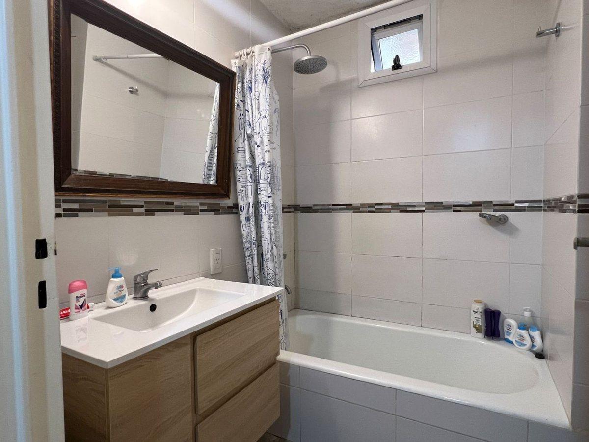 Foto de VENTA DEPTO 4 AMB BALCON AV. DIRECTORIO, FLORES, imagen 3