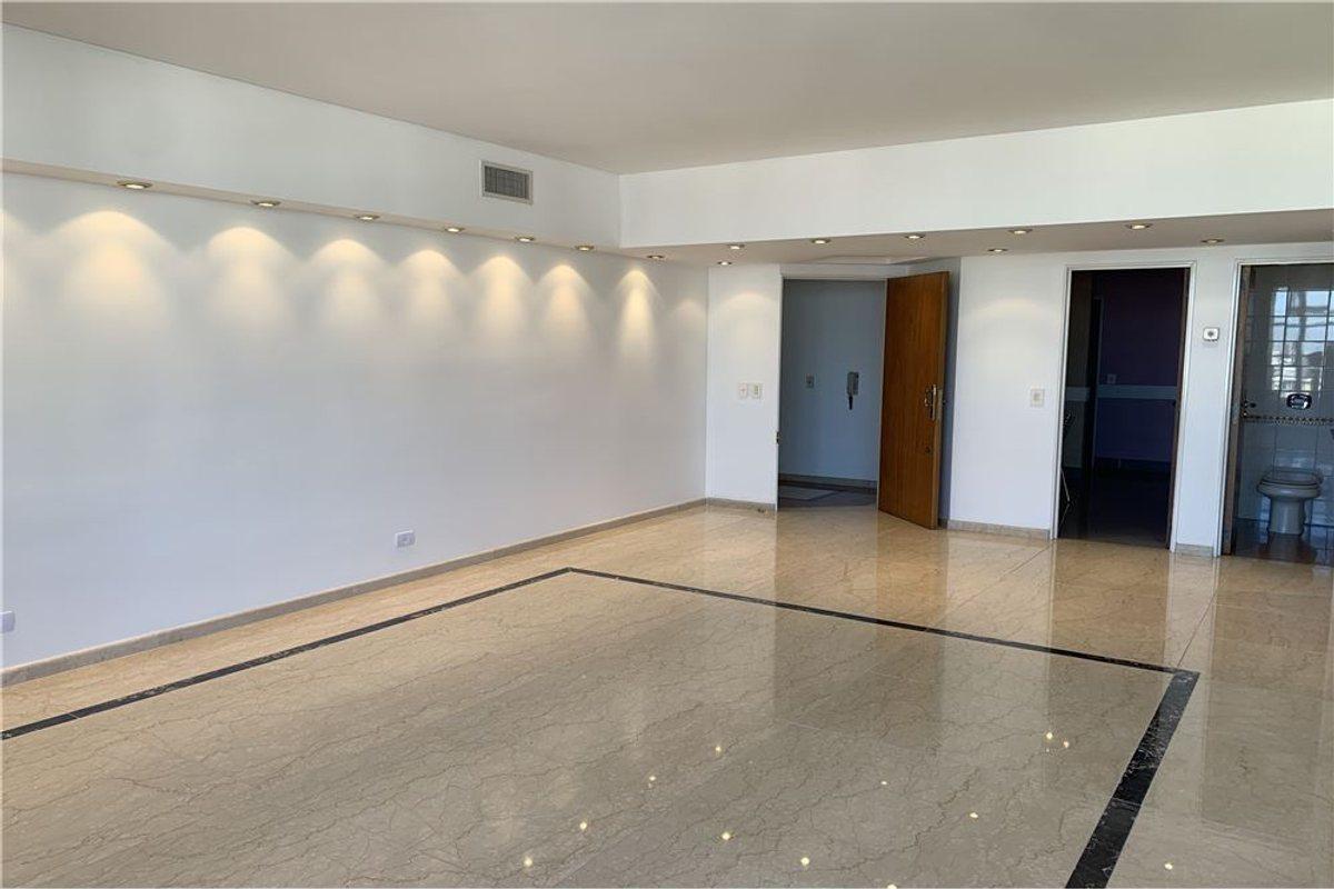 Foto de 3 AMBIENTES CON DEPENDENCIA- COCHERA- GRAN BALCÓN-, imagen 2