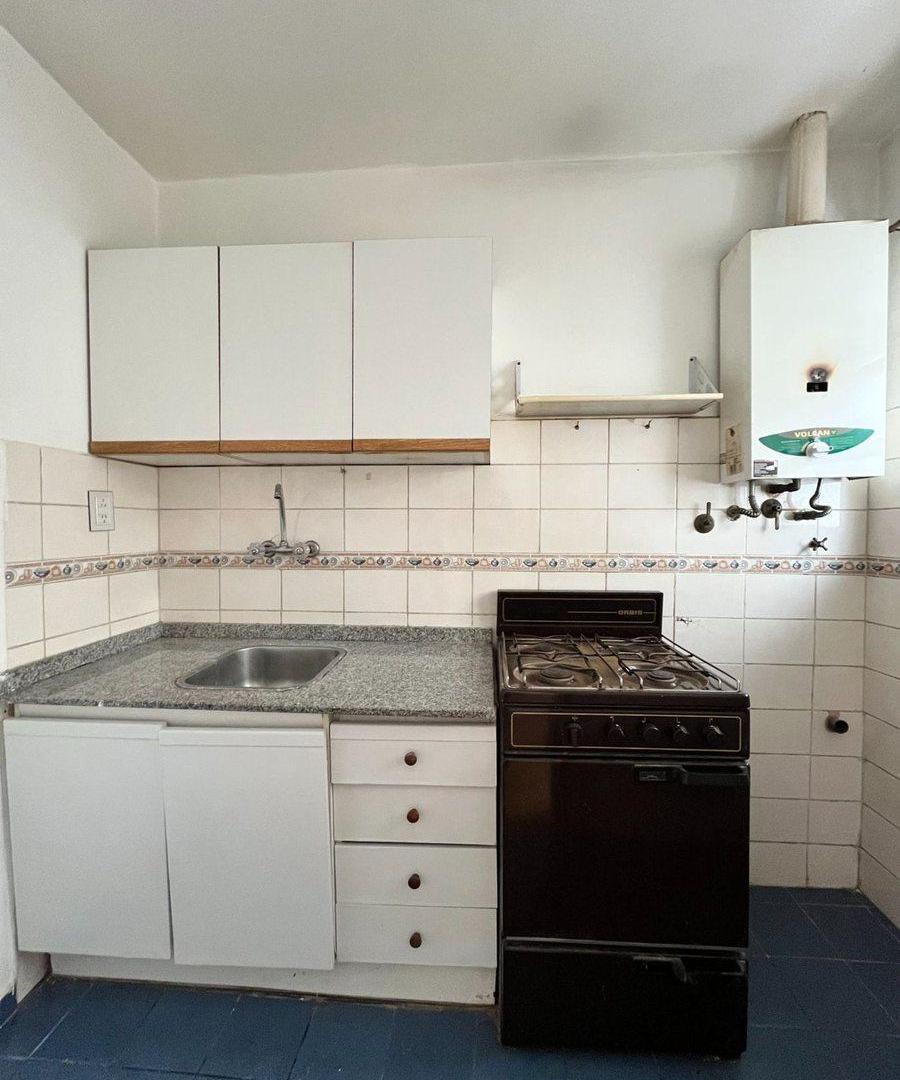 Foto de Departamento 2 ambientes caballito "1°x escalera", imagen 1