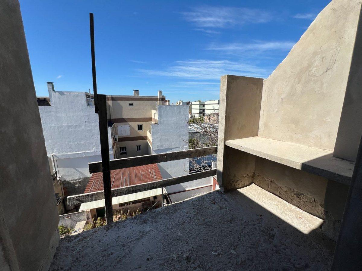 Foto de Monoambiente 4to piso - Balcón con Parrilla!, imagen 2