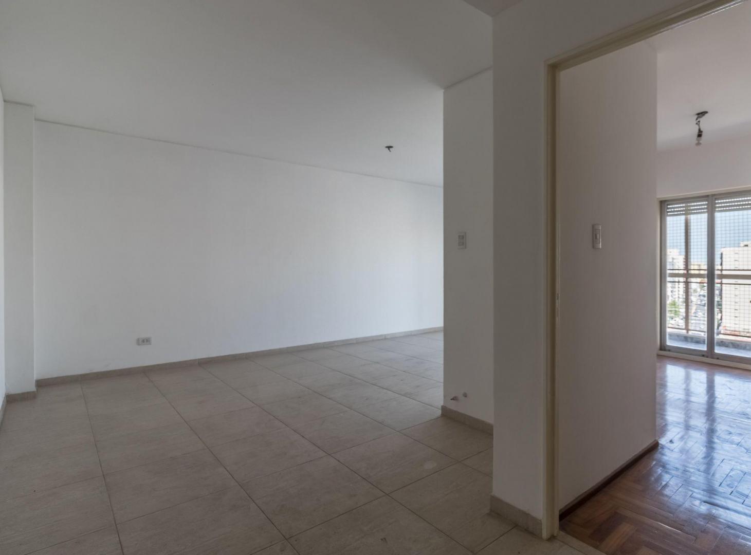 Foto de VENTA SEMIPISO 4 AMBIENTES BALCÓN 12m AVELLANEDA, imagen 4