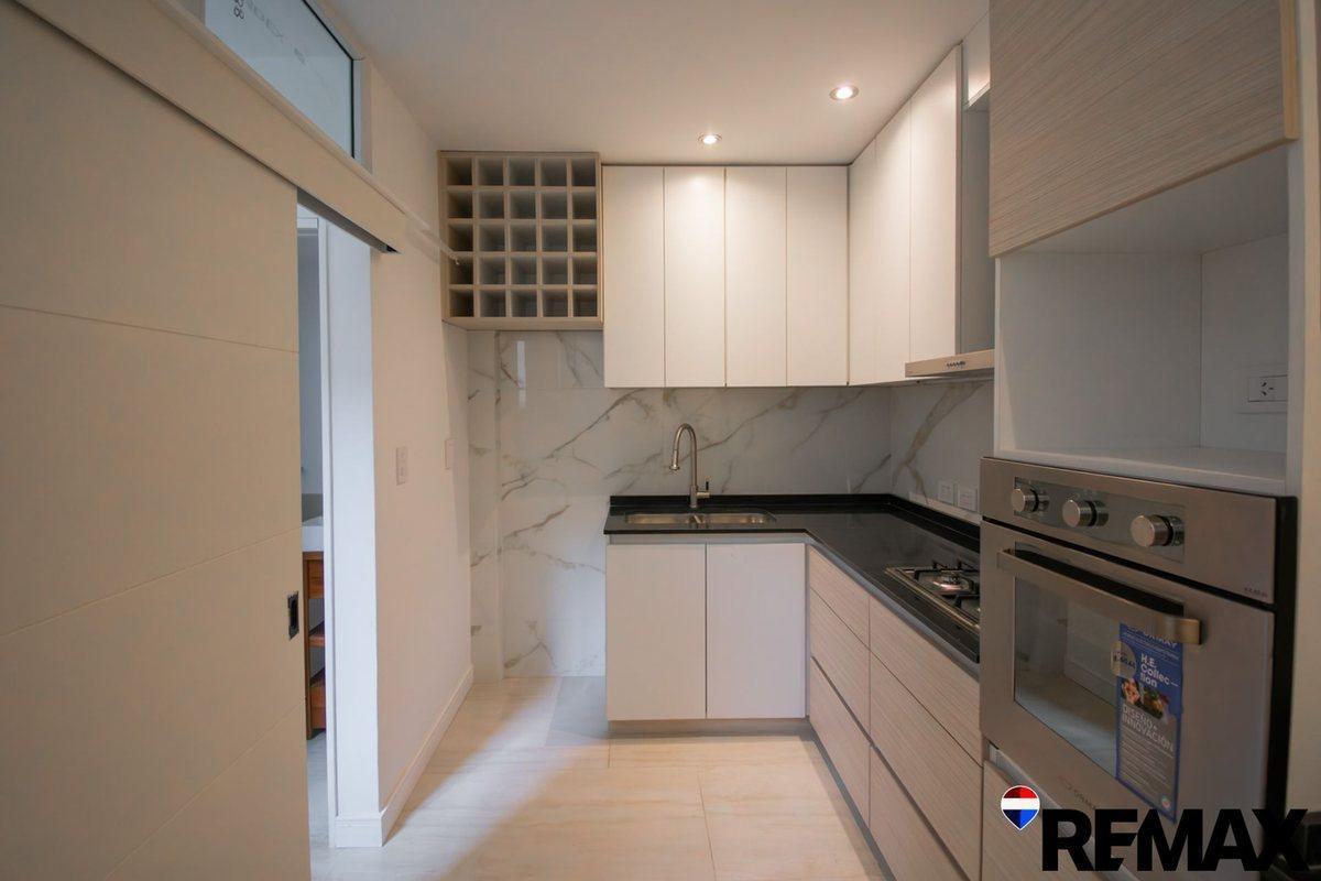 Foto de VENTA DEPARTAMENTO 3 AMBIENTE ESCRITORIO RECOLETA, imagen 3