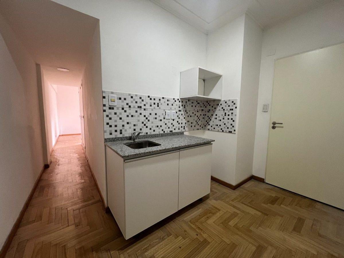 Foto de VENTA DEPTO 26 M² APTO AIRBNB Y PROFESIO – RETIRO, imagen 2