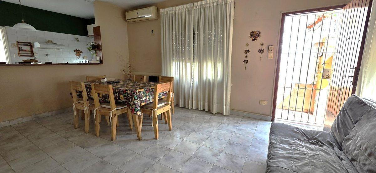 Foto de PH 3 ambientes/Patio. Apto Crédito Venta. Banfield, imagen 5