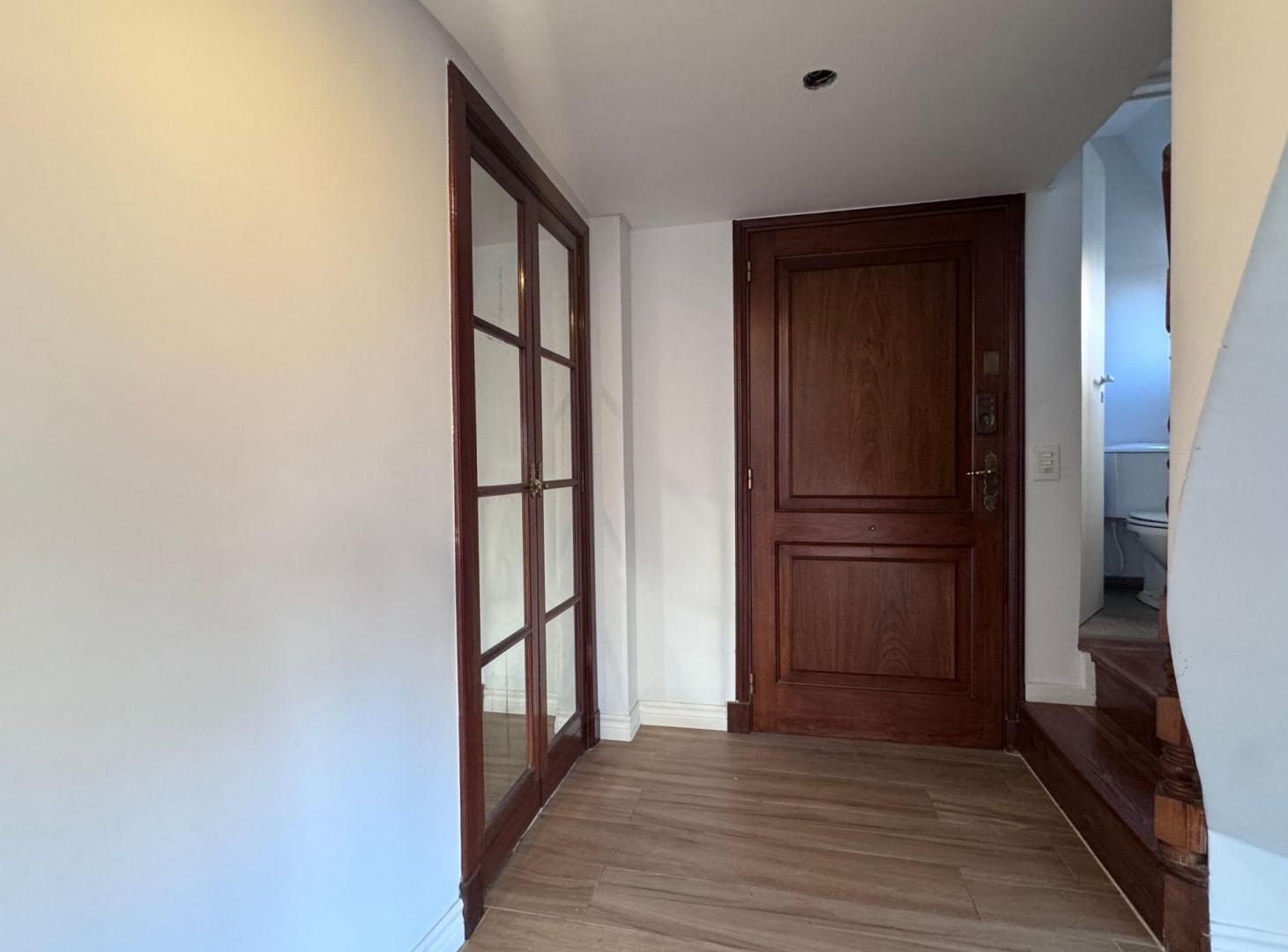 Foto de DUPLEX EN VENTA 5 AMB RETIRO PARRILLA Y TERRAZA, imagen 5