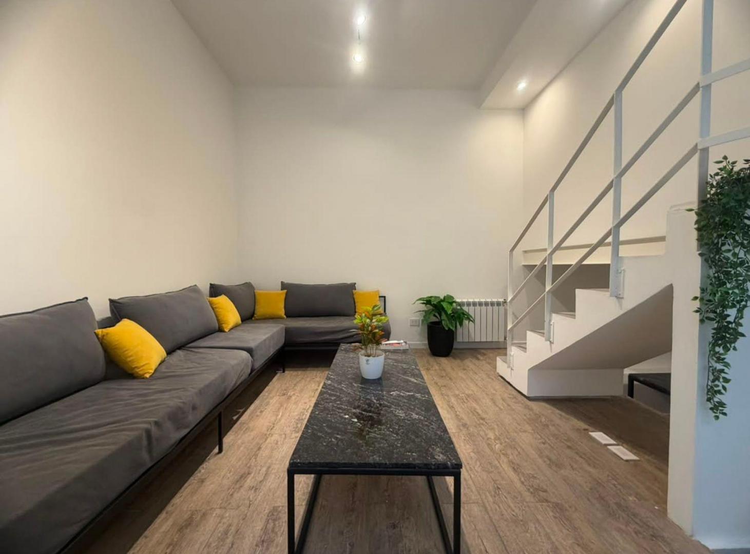 Foto de VENTA PH 4 AMBIENTES REFORMADO PALERMO, imagen 1