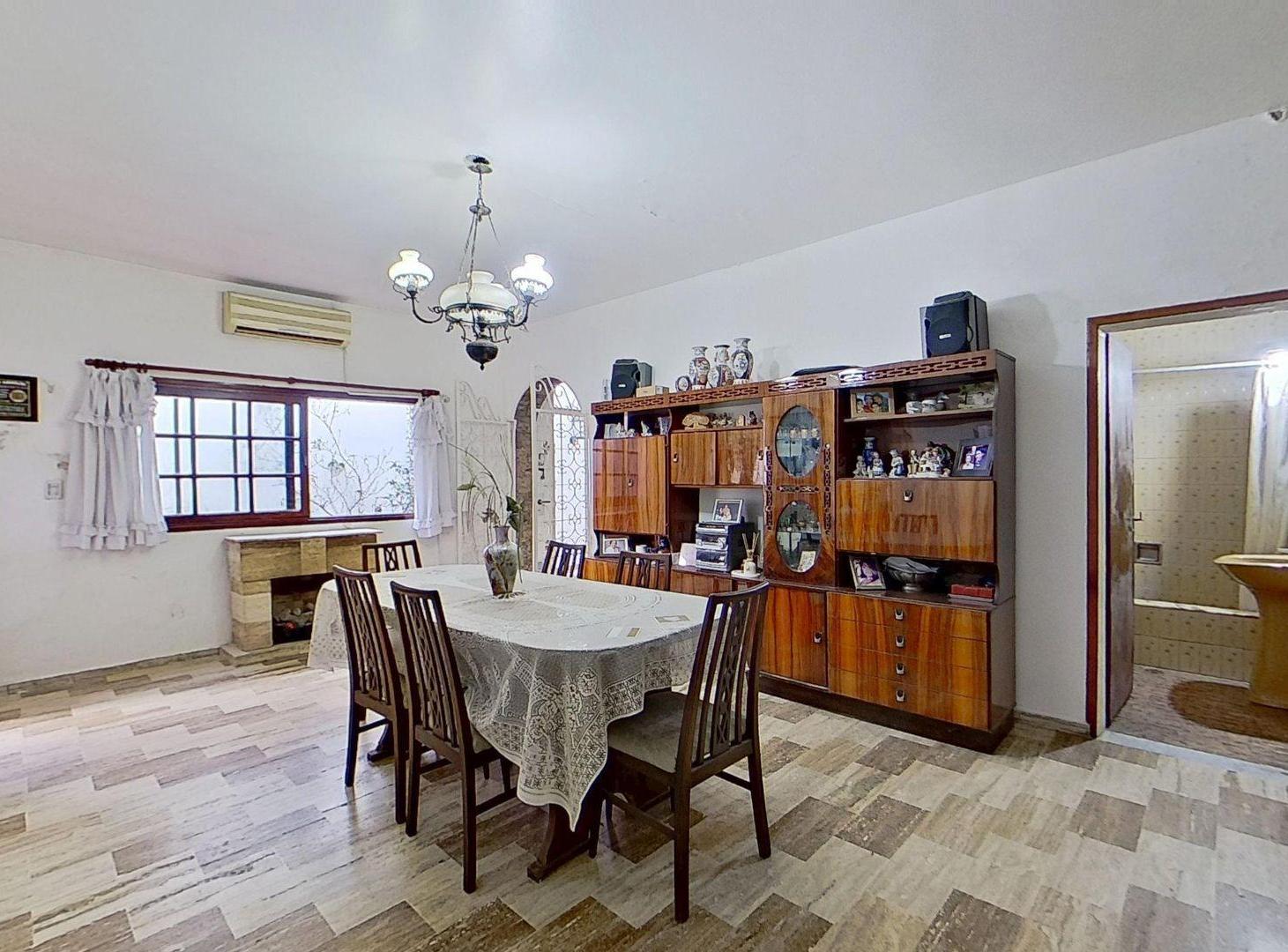 Foto de VENTA CASA 4 AMB COCHERA TERRAZA QUINCHO PARRILLA, imagen 4