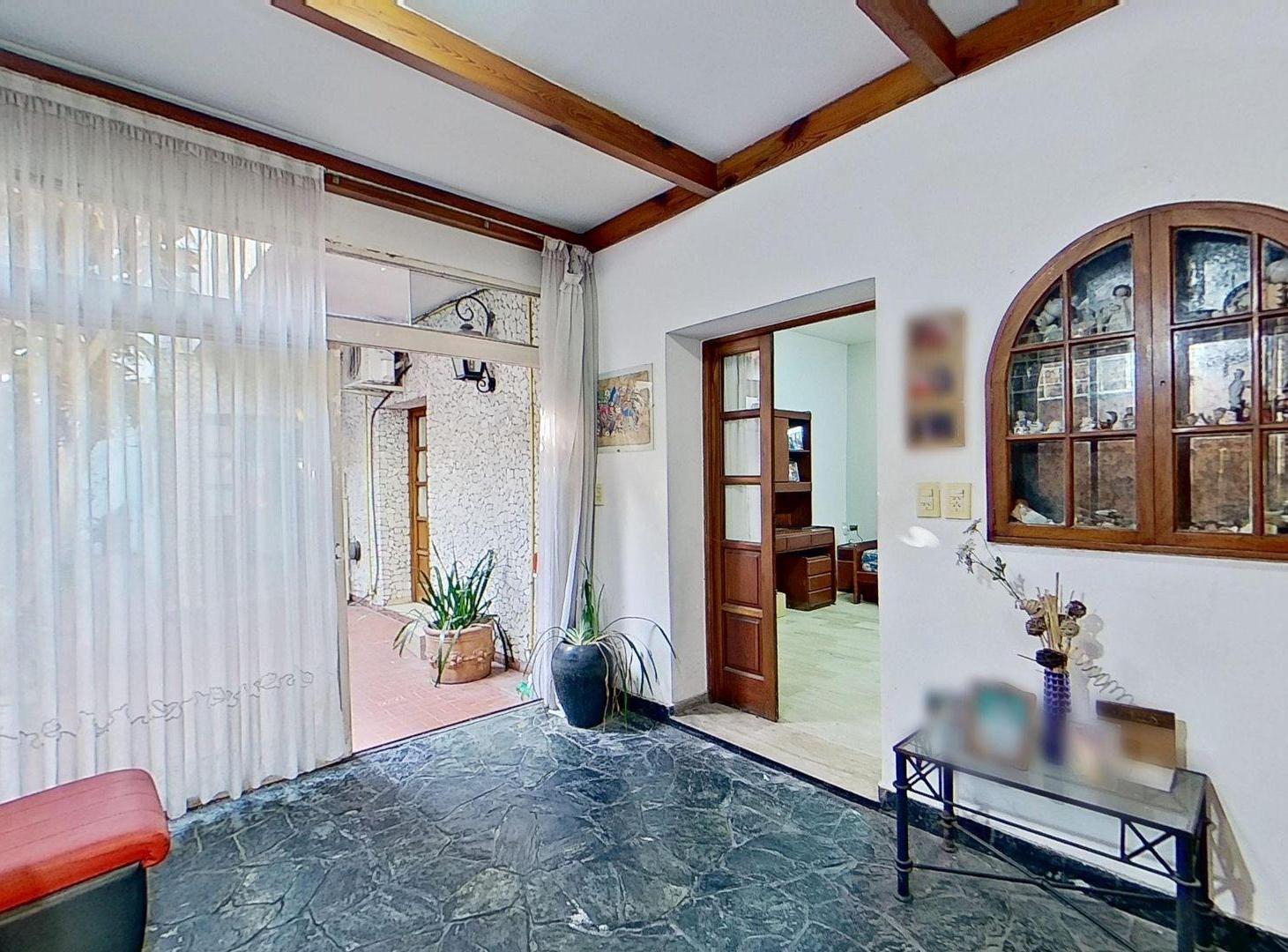 Foto de VENTA CASA 4 AMB COCHERA TERRAZA QUINCHO PARRILLA, imagen 5