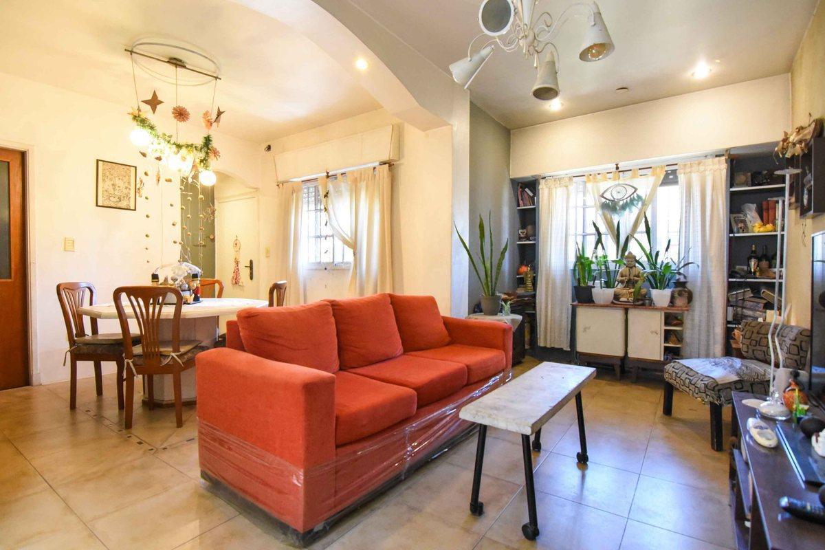Foto de VENTA 4 AMB.CON PATIO/TERRAZA/COCHERA APTO CREDITO, imagen 5