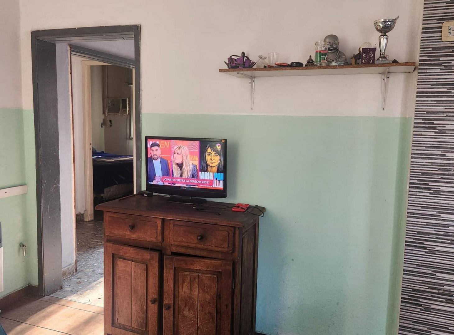 Foto de VENTA CASA MULTIFAMILIAR LOTE PROPIO VILLA LUGANO, imagen 2