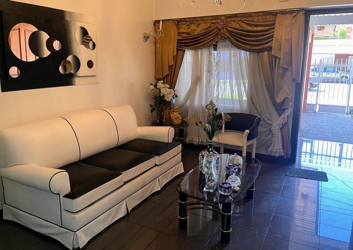 Foto de CASA en VENTA 3 AMB con GARAGE PATIO Y TERRAZA, imagen 1