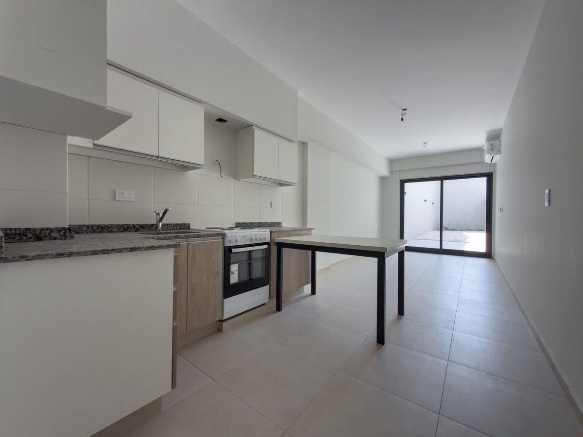 Foto de VENTA DEPTO A ESTRENAR CON PATIO ALMAGRO, imagen 1