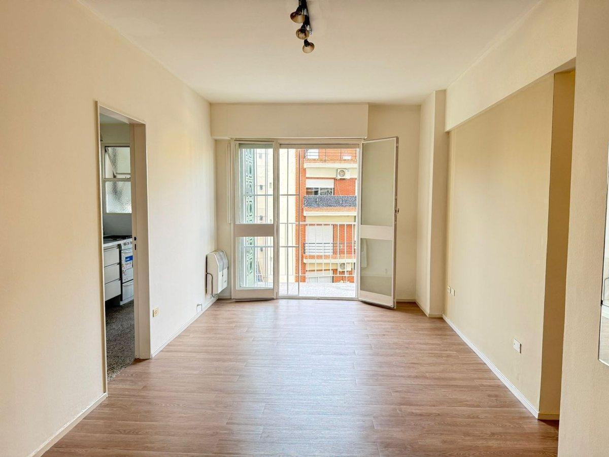 Foto de VENTA DPTO 4 AMB CABALLITO A. CRÉDITO REFACCIONADO, imagen 1