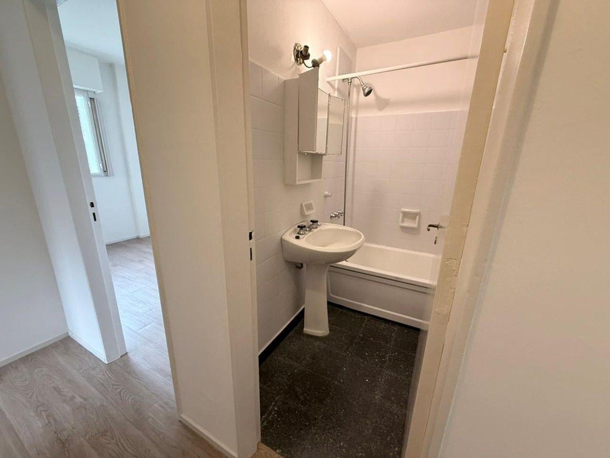 Foto de VENTA DPTO 4 AMB CABALLITO A. CRÉDITO REFACCIONADO, imagen 5