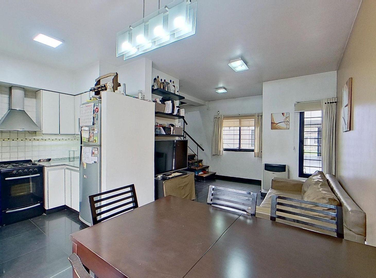 Foto de OPORTUNIDAD EN SAN JUSTO PH TIPO CASA CON PATIO, imagen 2