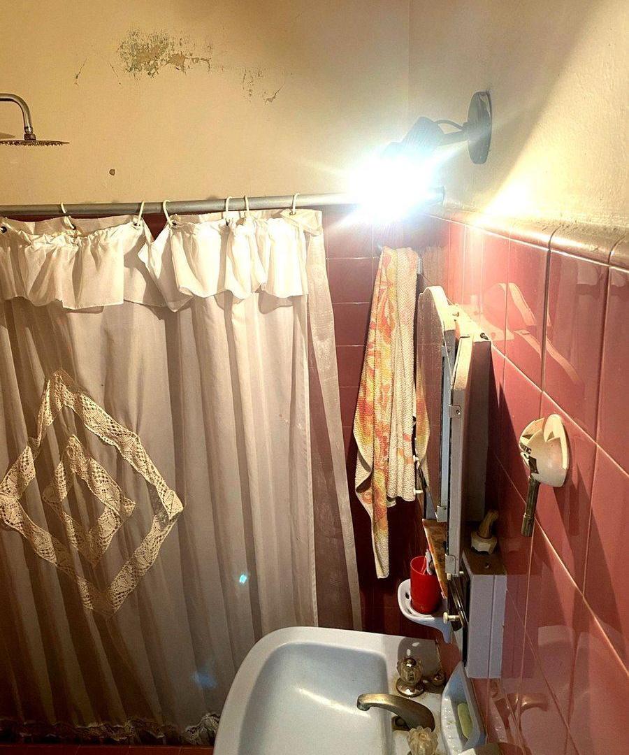 Foto de VENTA CASA 3 AMBIENTES APTO CREDITO PARA RECICLAR, imagen 3
