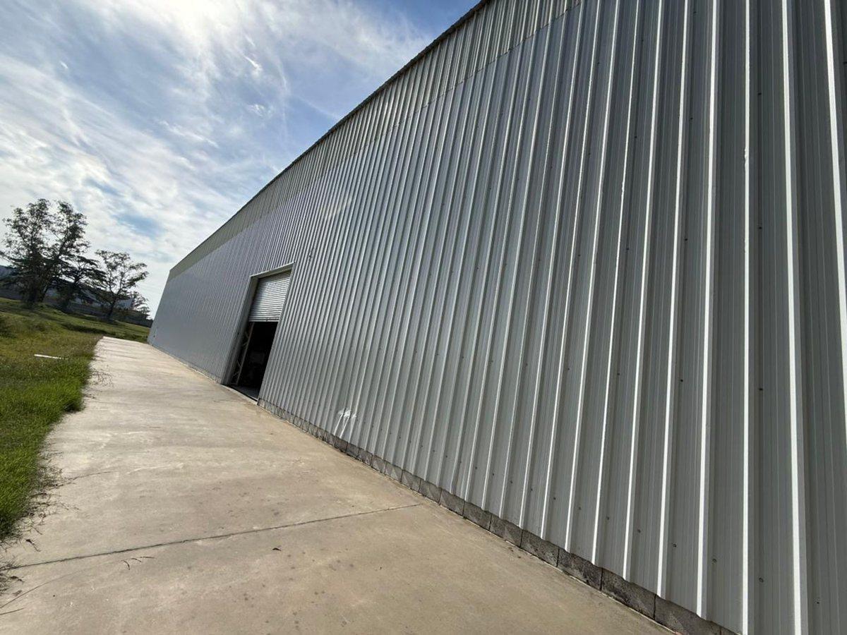 Foto de VENTA GALPON 2000m2 OFICINAS PQUE IND MORENO FINAN, imagen 2