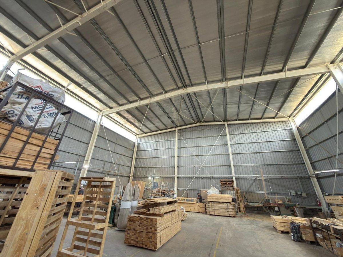 Foto de VENTA GALPON 2000m2 OFICINAS PQUE IND MORENO FINAN, imagen 4