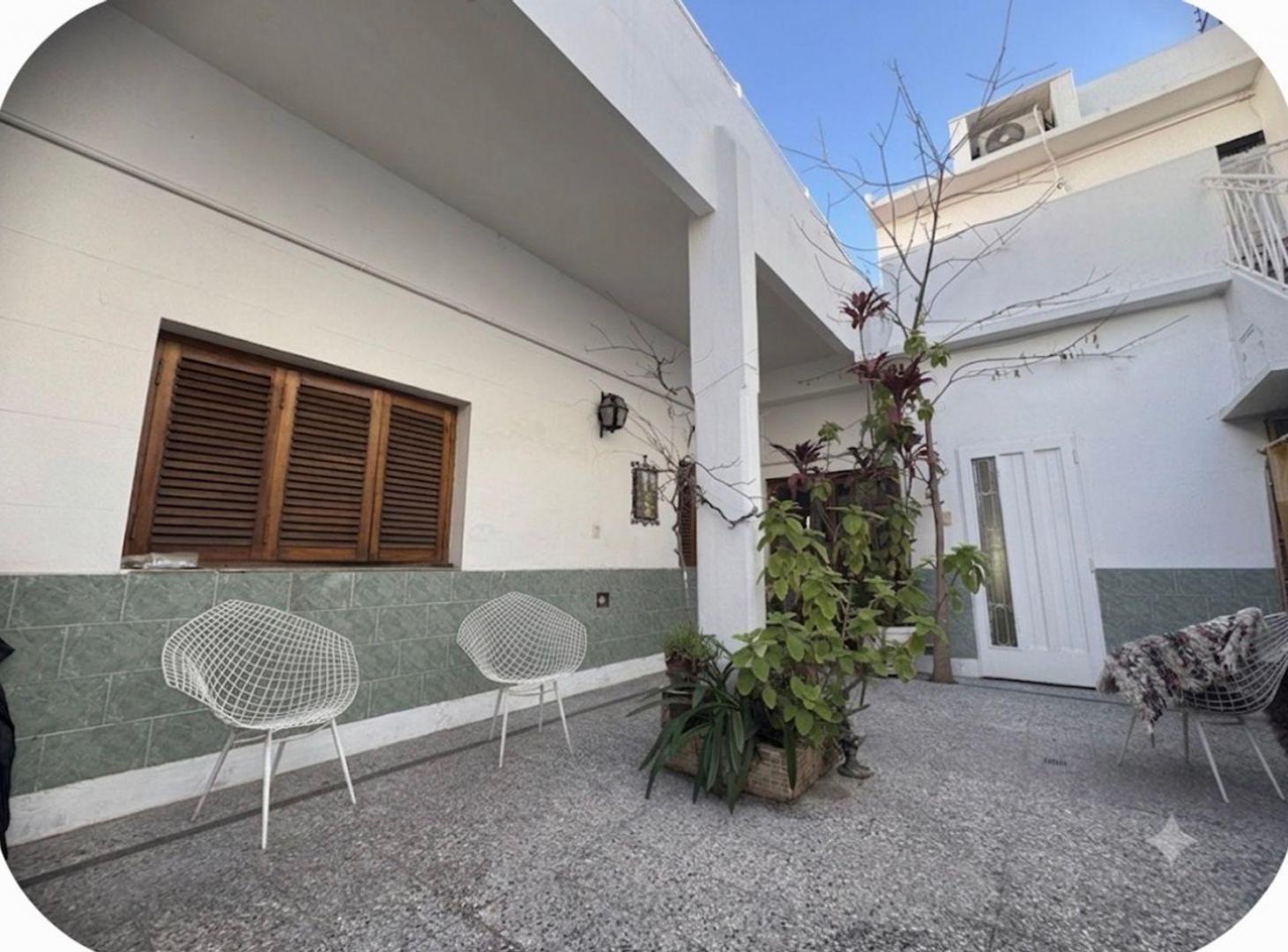 Foto de VENTA CASA 5 AMBIENTES CON COCHERA Y TERRAZA, imagen 3