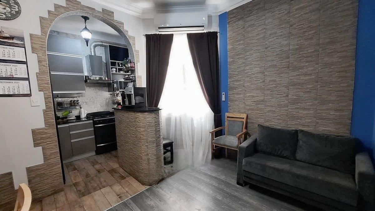 Foto de VENTA DEPTO 3 AMBIENTES AL FRENTE C/ BALCON FRANC, imagen 1