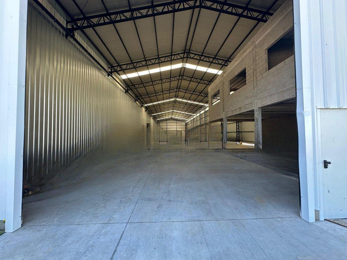 Foto de GALPON VENTA 1300m2 OFIC FINANC P.IND MORENO, imagen 1