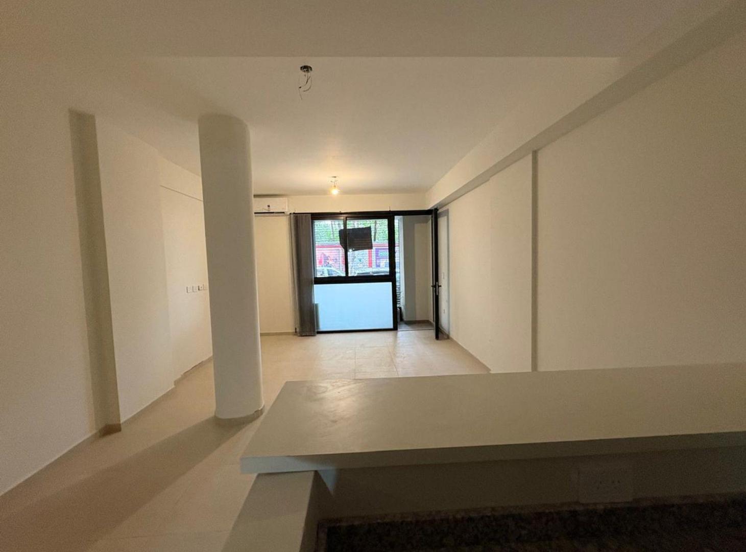 Foto de VENTA MONOAMB A ESTR ALMAGRO IDEAL CONSULTORIO, imagen 1