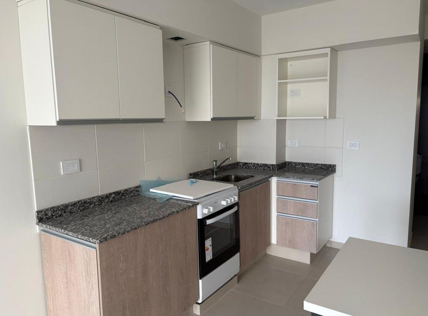 Foto de VENTA DEPTO A ESTRENAR ALMAGRO, imagen 4