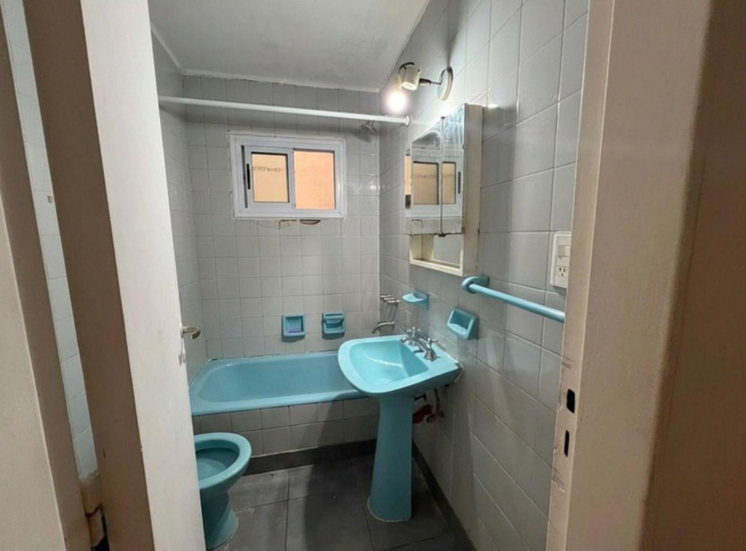 Foto de VENTA DEPARTAMENTO 2 AMBIENTES RECOLETA, imagen 2
