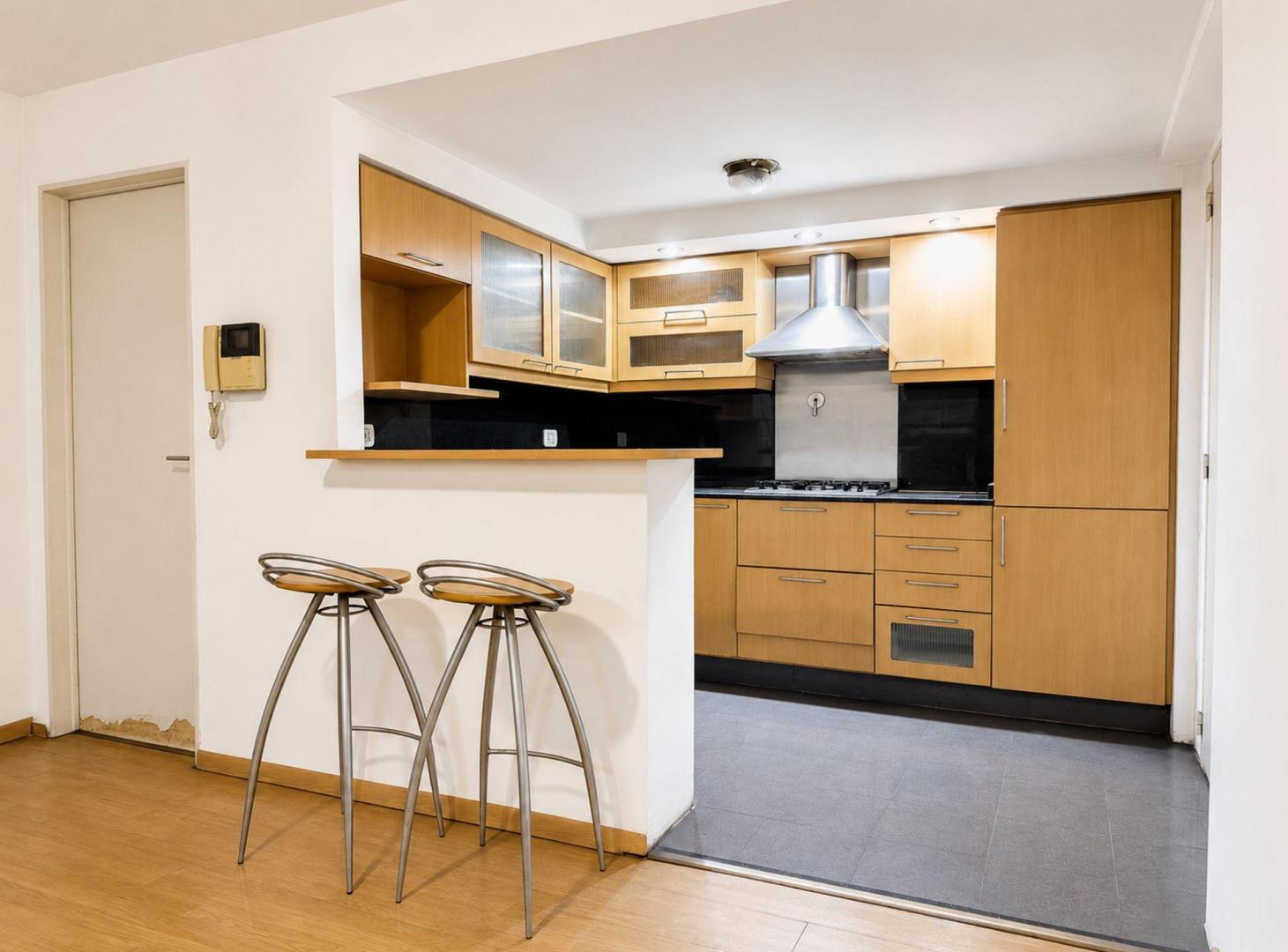 Foto de VENTA DEPTO LOFT 2 AMB C/BALCON Y COCHERA RECOLETA, imagen 1