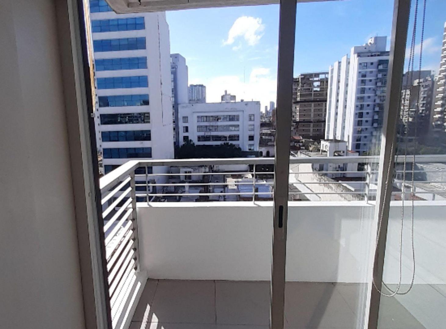 Foto de Venta monoambiente apto crédito con balcón Núñez, imagen 2